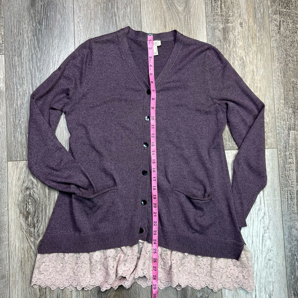LOGO Lori Goldstein Button Front Lace Trim Hi-Low Knit
Cardigan Sweater - Picture 7 of 11
